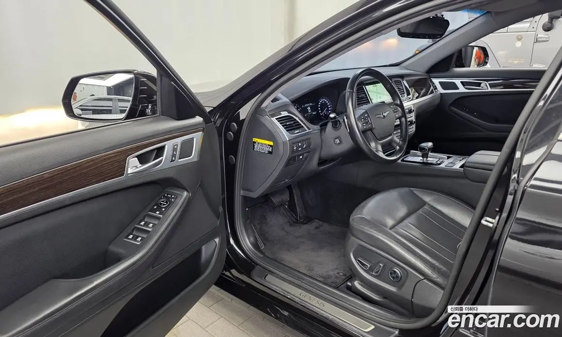 Genesis G80 2018 3.3 автомат (гидро), фото 10 Genesis G80 2018 3.3 автомат (гидро), фото 10