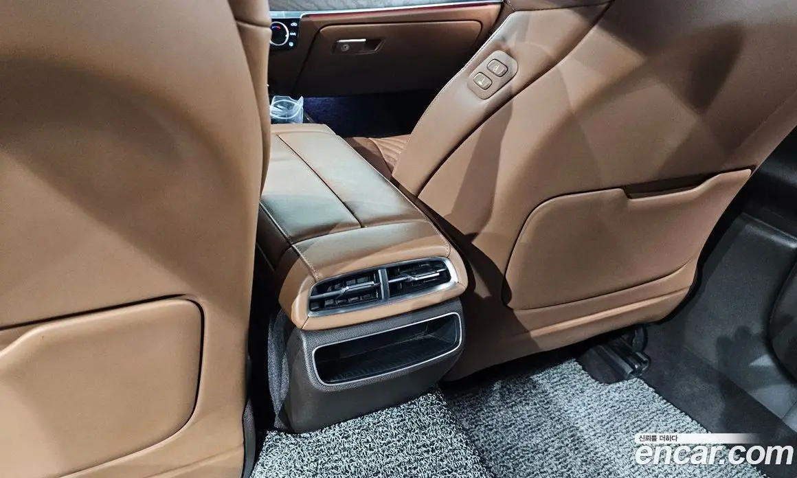 Genesis G80 2023 2.5 автомат (гидро), фото 30 Genesis G80 2023 2.5 автомат (гидро), фото 30