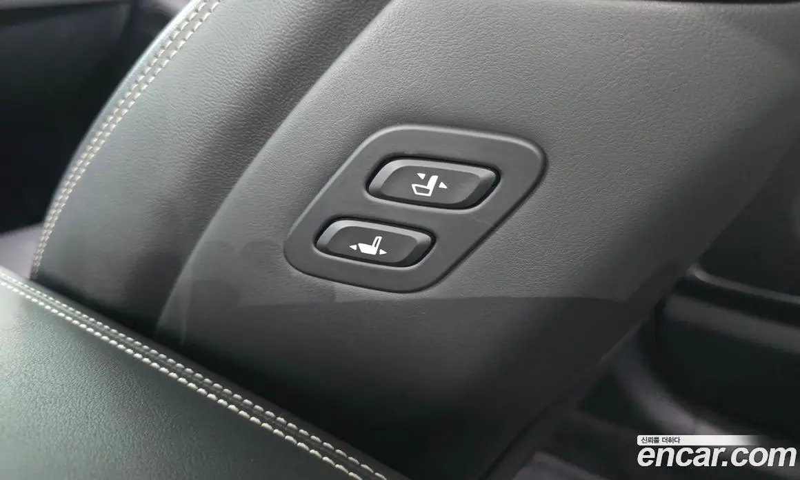 Genesis G90 2020 3.8 автомат (гидро), фото 31 Genesis G90 2020 3.8 автомат (гидро), фото 31