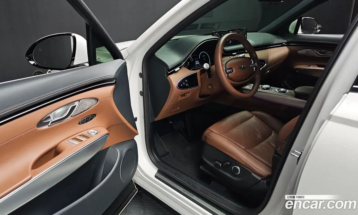 Genesis GV70 2022 2.5 автомат (гидро), фото 17 Genesis GV70 2022 2.5 автомат (гидро), фото 17