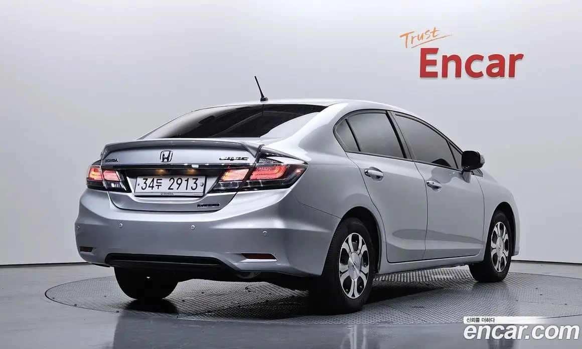 Honda Civic 2013 1.5 автомат (гидро), фото 2 Honda Civic 2013 1.5 автомат (гидро), фото 2