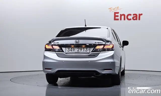Honda Civic 2013 1.5 автомат (гидро), миниатюра 4 Honda Civic 2013 1.5 автомат (гидро), миниатюра 4