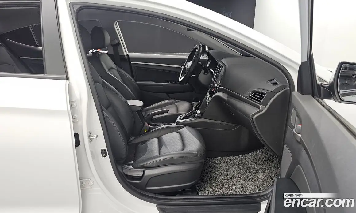 Hyundai Avante 2019 1.6 автомат (гидро), фото 16 Hyundai Avante 2019 1.6 автомат (гидро), фото 16