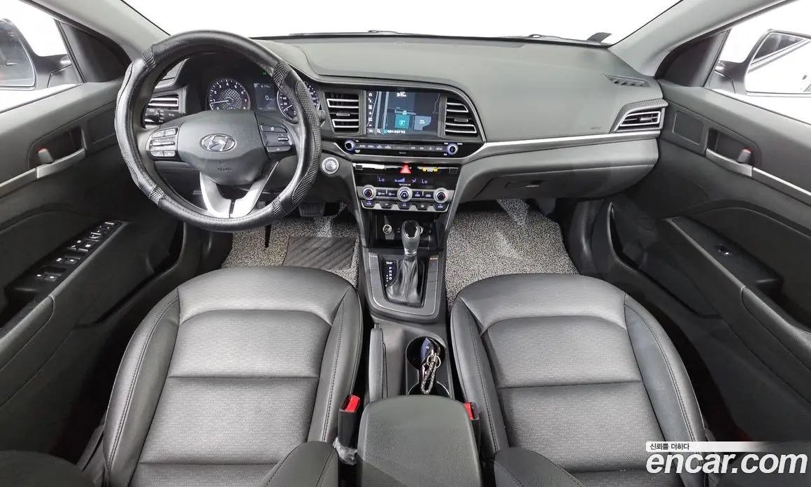 Hyundai Avante 2019 1.6 автомат (гидро), фото 10 Hyundai Avante 2019 1.6 автомат (гидро), фото 10