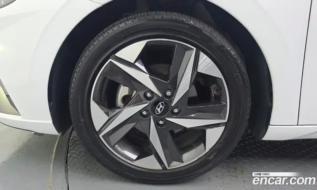 Hyundai Avante 2021 1.6 автомат (гидро), миниатюра 5 Hyundai Avante 2021 1.6 автомат (гидро), миниатюра 5