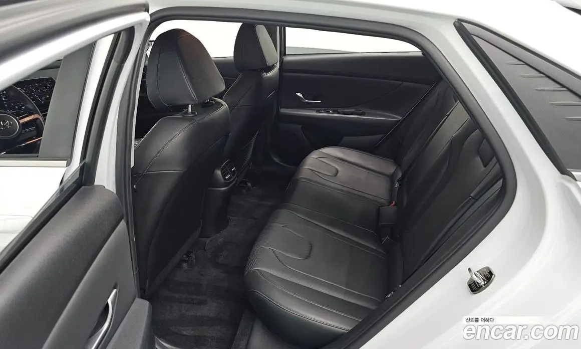 Hyundai Avante 2021 1.6 автомат (гидро), фото 12 Hyundai Avante 2021 1.6 автомат (гидро), фото 12