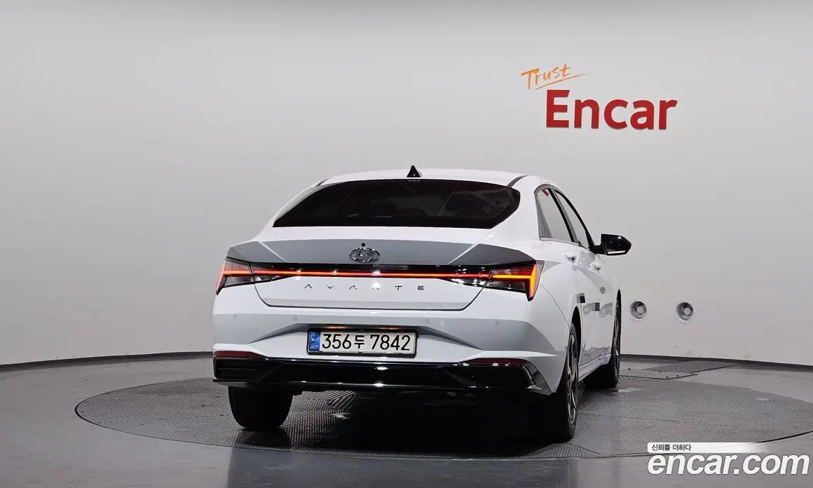 Hyundai Avante 2021 1.6 автомат (гидро), фото 4 Hyundai Avante 2021 1.6 автомат (гидро), фото 4