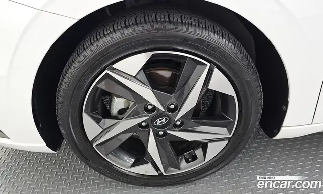 Hyundai Avante 2021 1.6 автомат (гидро), миниатюра 5 Hyundai Avante 2021 1.6 автомат (гидро), миниатюра 5