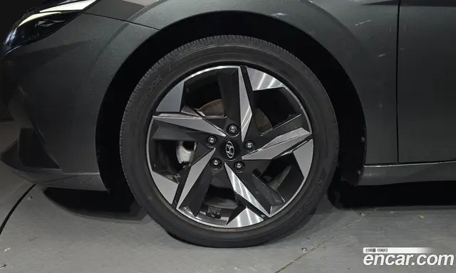 Hyundai Avante 2021 1.6 автомат (гидро), миниатюра 5 Hyundai Avante 2021 1.6 автомат (гидро), миниатюра 5