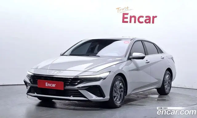 Hyundai Avante 2023 1.6 автомат (гидро), миниатюра 1