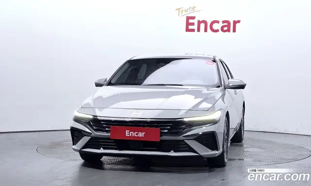 Hyundai Avante 2023 1.6 автомат (гидро), миниатюра 3