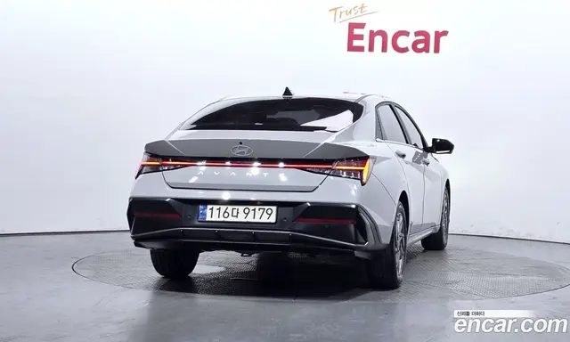 Hyundai Avante 2023 1.6 автомат (гидро), миниатюра 4