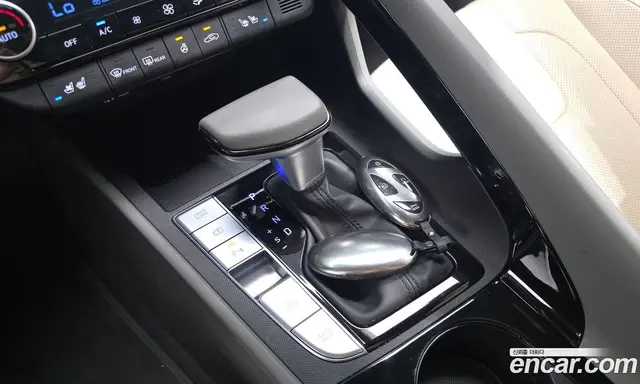 Hyundai Avante 2023 1.6 автомат (гидро), миниатюра 9
