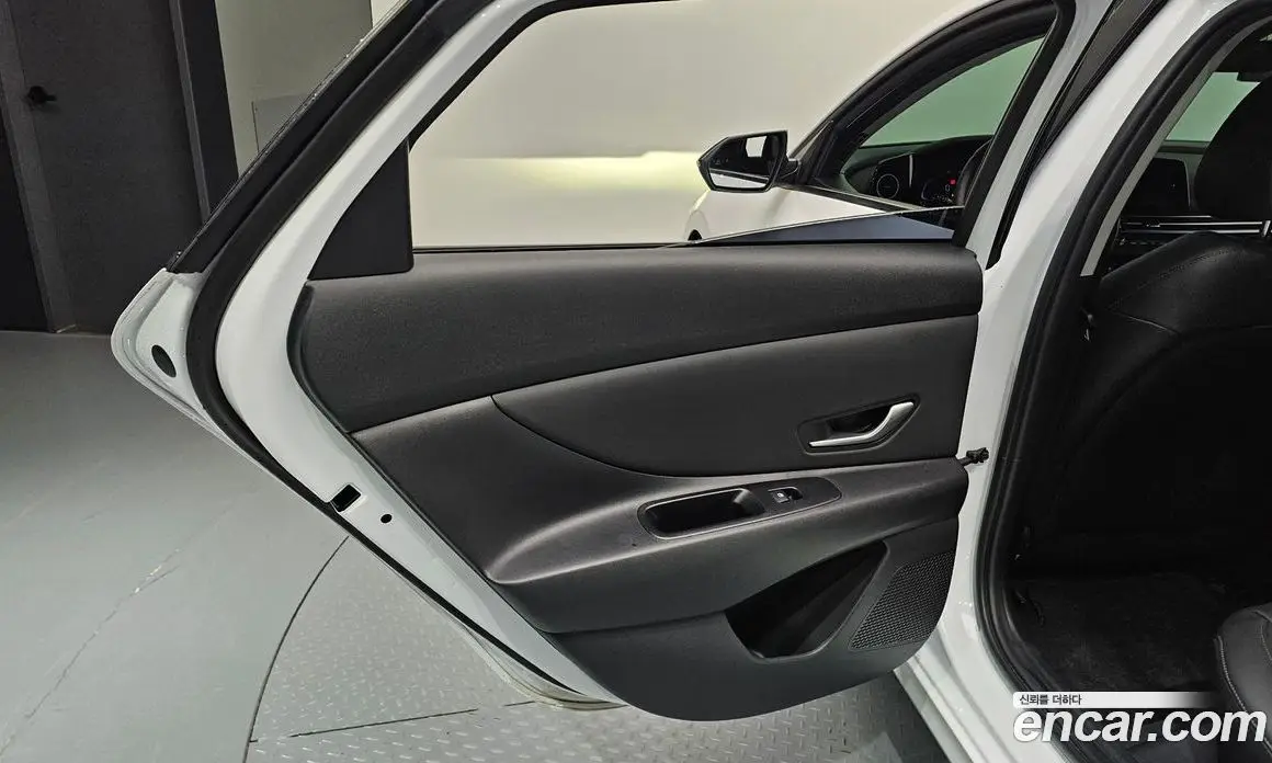 Hyundai Avante 2024 1.6 автомат (гидро), фото 15 Hyundai Avante 2024 1.6 автомат (гидро), фото 15