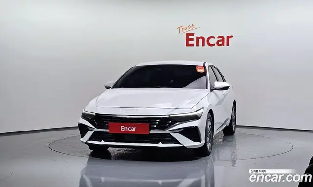 Hyundai Avante 2024 1.6 автомат (гидро), миниатюра 3 Hyundai Avante 2024 1.6 автомат (гидро), миниатюра 3