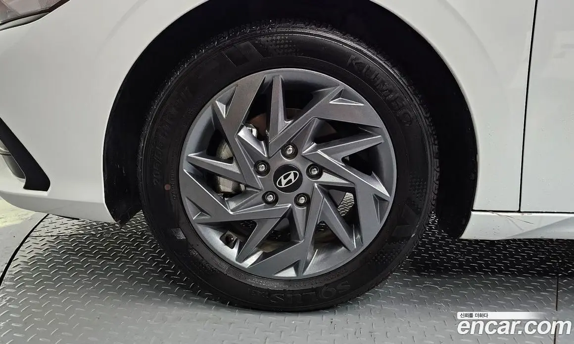 Hyundai Avante 2024 1.6 автомат (гидро), фото 5 Hyundai Avante 2024 1.6 автомат (гидро), фото 5
