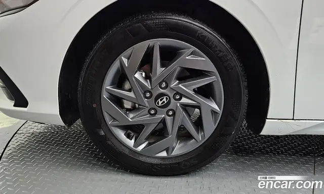 Hyundai Avante 2024 1.6 автомат (гидро), миниатюра 5 Hyundai Avante 2024 1.6 автомат (гидро), миниатюра 5