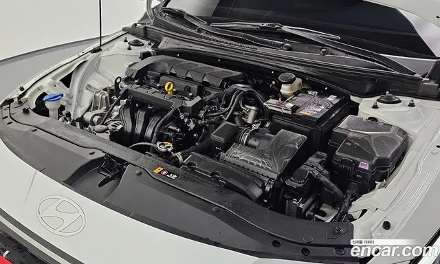Hyundai Avante 2024 1.6 автомат (гидро), миниатюра 6 Hyundai Avante 2024 1.6 автомат (гидро), миниатюра 6