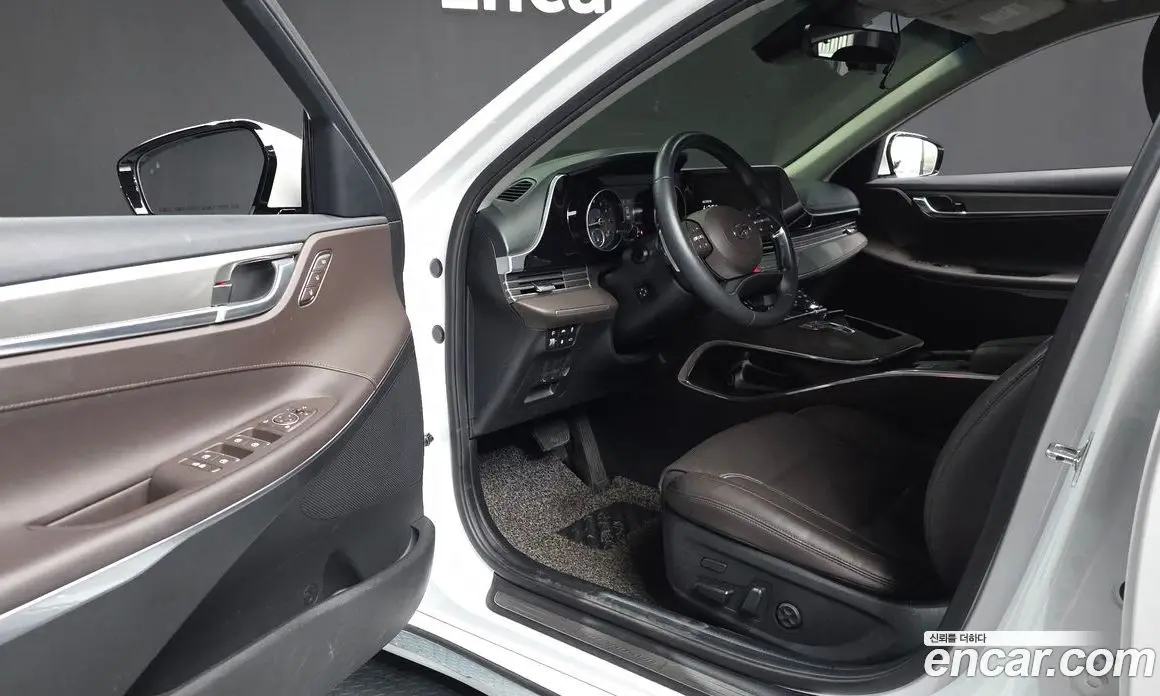 Hyundai Grandeur 2021 2.5 автомат (гидро), фото 10 Hyundai Grandeur 2021 2.5 автомат (гидро), фото 10