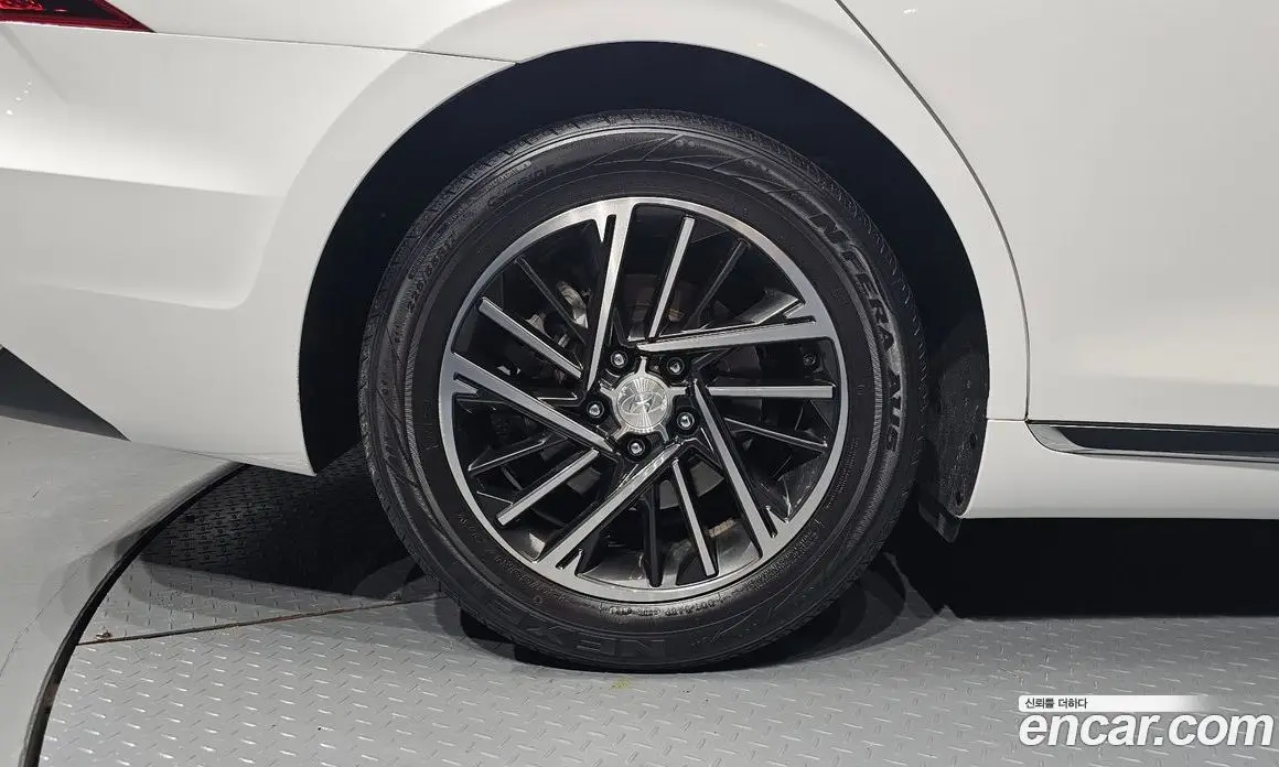 Hyundai Grandeur 2021 2.5 автомат (гидро), фото 5