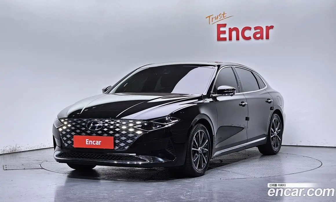Hyundai Grandeur 2022 2.5 автомат (гидро), фото 1 Hyundai Grandeur 2022 2.5 автомат (гидро), фото 1