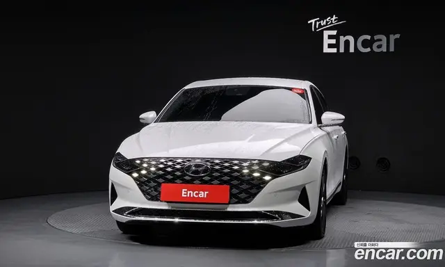Hyundai Grandeur 2022 2.5 автомат (гидро), миниатюра 3 Hyundai Grandeur 2022 2.5 автомат (гидро), миниатюра 3