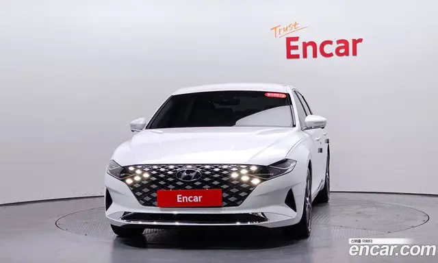 Hyundai Grandeur 2022 2.5 автомат (гидро), миниатюра 2