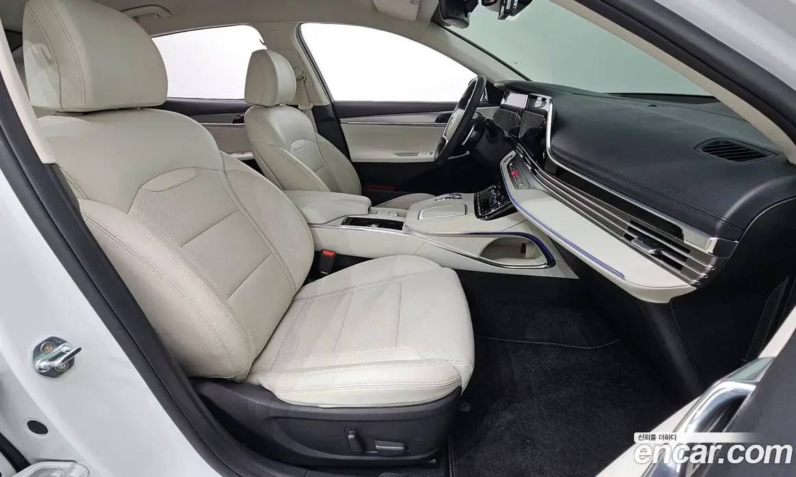 Hyundai Grandeur 2022 2.5 автомат (гидро), фото 15