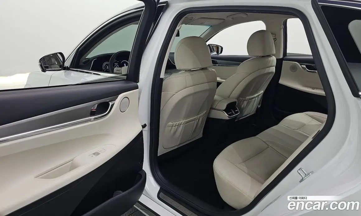 Hyundai Grandeur 2022 2.5 автомат (гидро), фото 29
