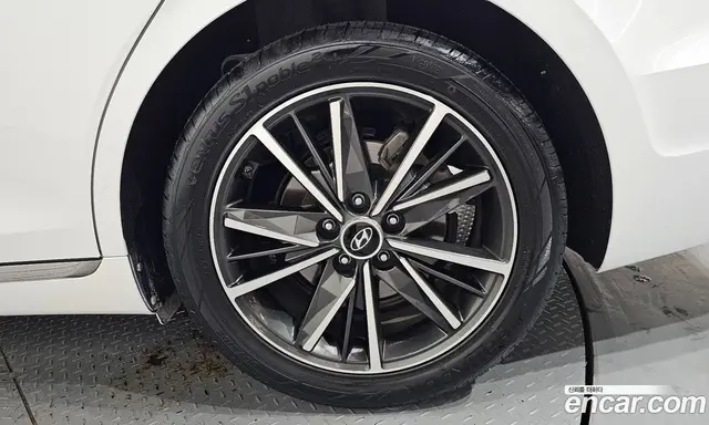 Hyundai Grandeur 2022 2.5 автомат (гидро), миниатюра 6