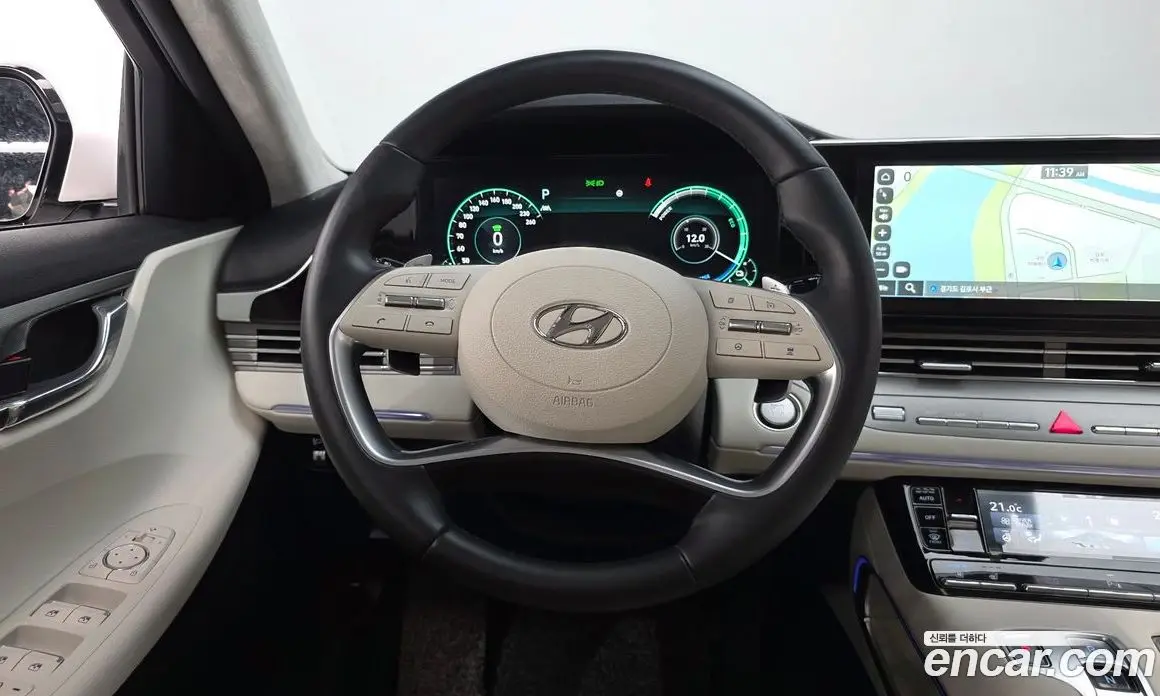 Hyundai Grandeur 2022 2.4 автомат (гидро), фото 13