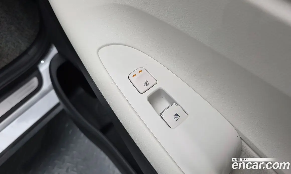 Hyundai Grandeur 2022 2.4 автомат (гидро), фото 18