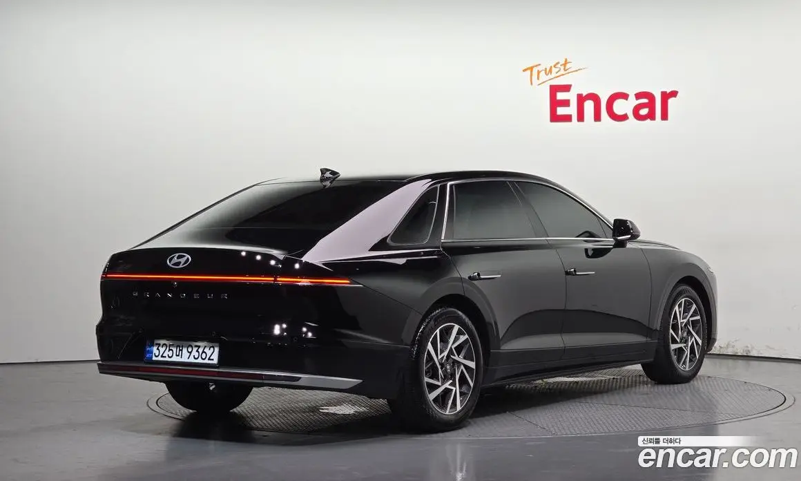 Hyundai Grandeur 2023 2.5 автомат (гидро), фото 2 Hyundai Grandeur 2023 2.5 автомат (гидро), фото 2