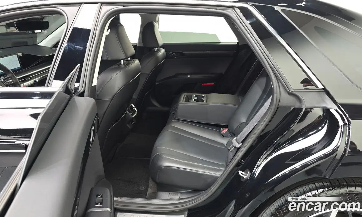 Hyundai Grandeur 2023 2.5 автомат (гидро), фото 17 Hyundai Grandeur 2023 2.5 автомат (гидро), фото 17