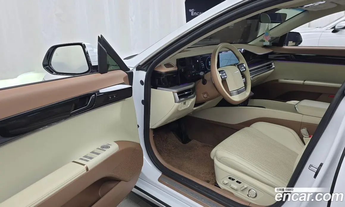 Hyundai Grandeur 2023 1.6 автомат (гидро), фото 13