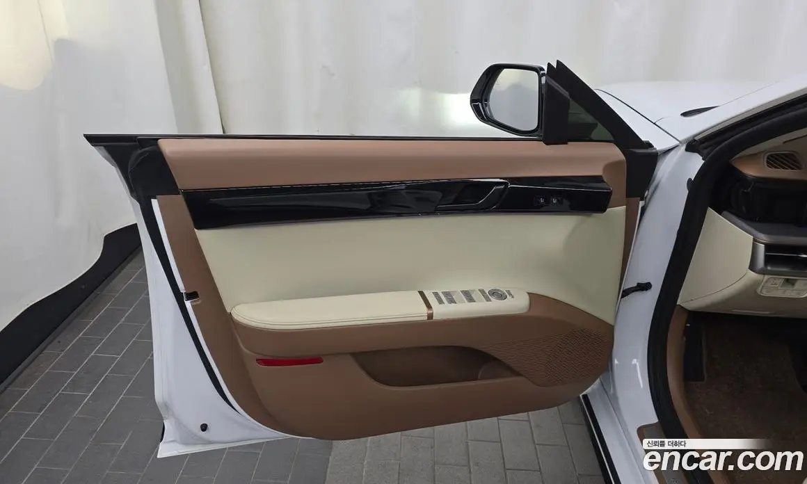 Hyundai Grandeur 2023 1.6 автомат (гидро), фото 14