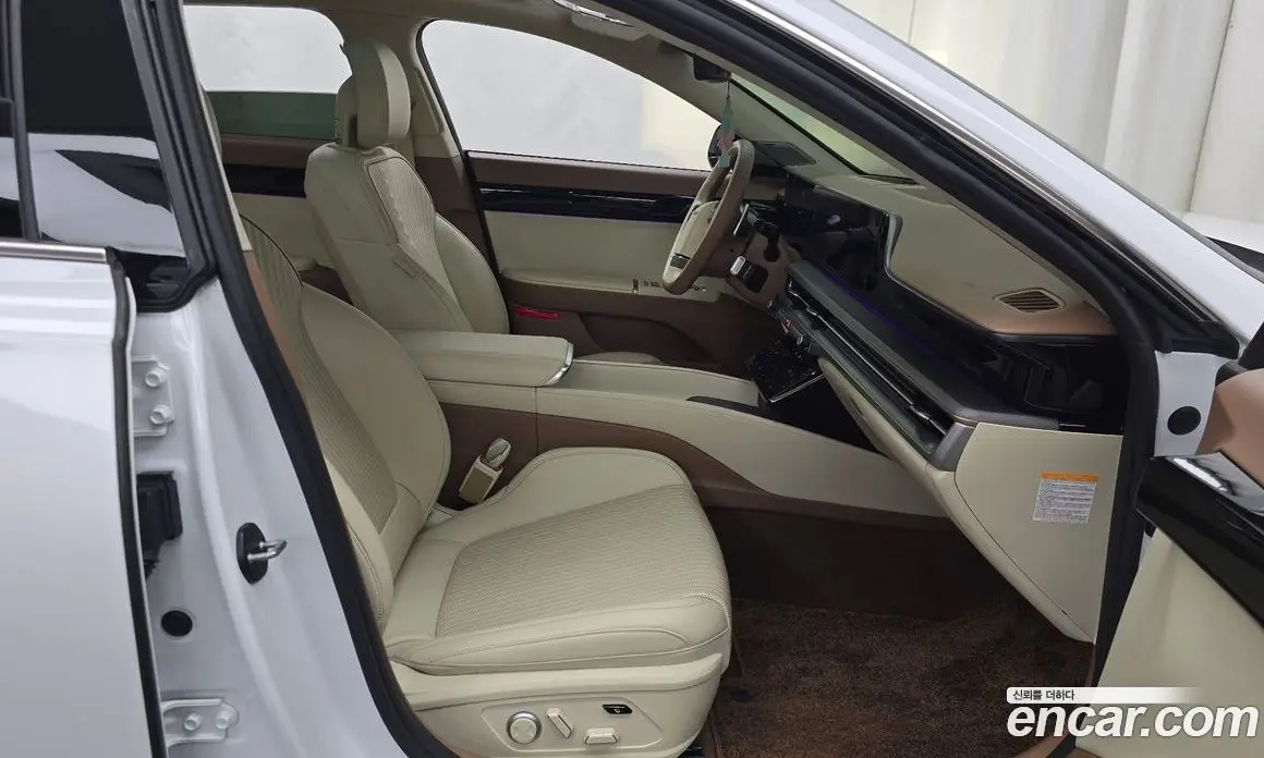Hyundai Grandeur 2023 1.6 автомат (гидро), фото 16