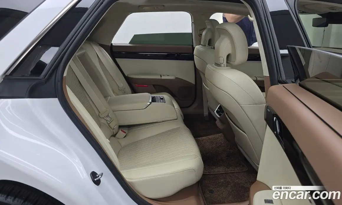Hyundai Grandeur 2023 1.6 автомат (гидро), фото 17