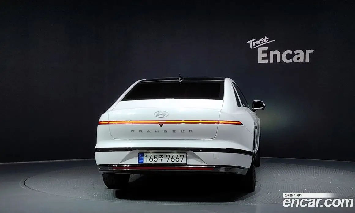 Hyundai Grandeur 2023 1.6 автомат (гидро), фото 4