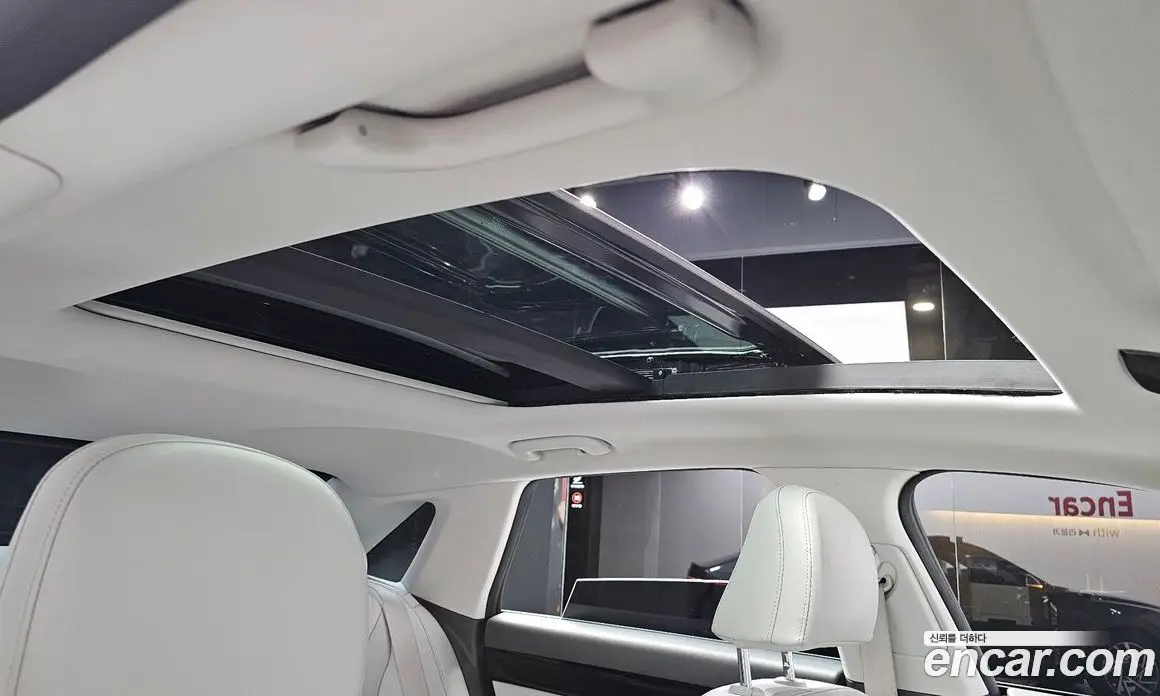 Hyundai Grandeur 2023 1.6 автомат (гидро), фото 24