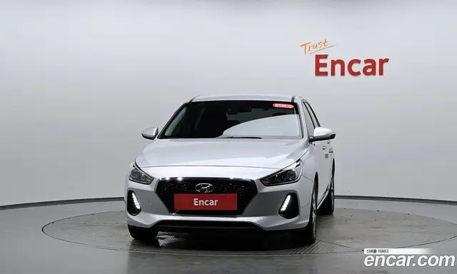 Hyundai i30 2016 1.4 автомат (гидро), миниатюра 2 Hyundai i30 2016 1.4 автомат (гидро), миниатюра 2