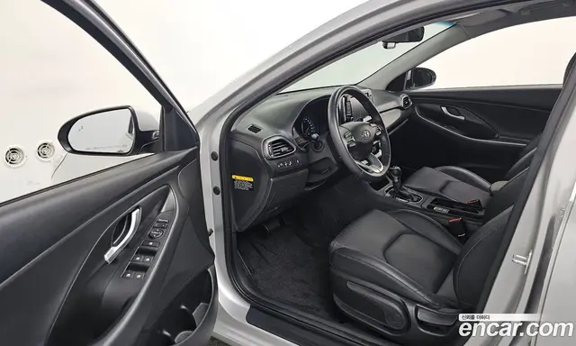 Hyundai i30 2016 1.4 автомат (гидро), миниатюра 12