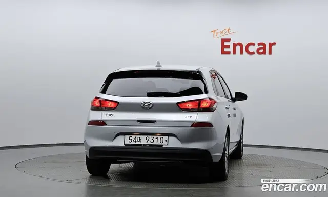 Hyundai i30 2016 1.4 автомат (гидро), миниатюра 3 Hyundai i30 2016 1.4 автомат (гидро), миниатюра 3