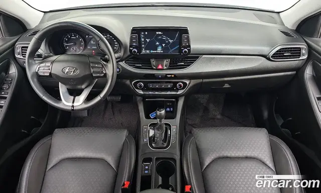 Hyundai i30 2016 1.4 автомат (гидро), миниатюра 9 Hyundai i30 2016 1.4 автомат (гидро), миниатюра 9