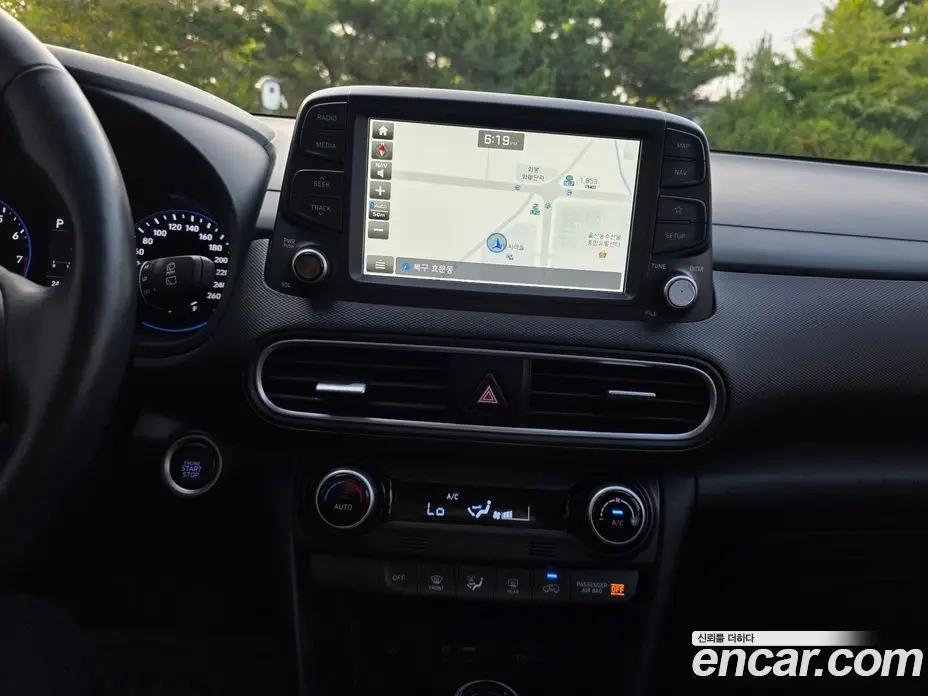Hyundai Kona 2019 1.6 автомат (гидро), фото 11