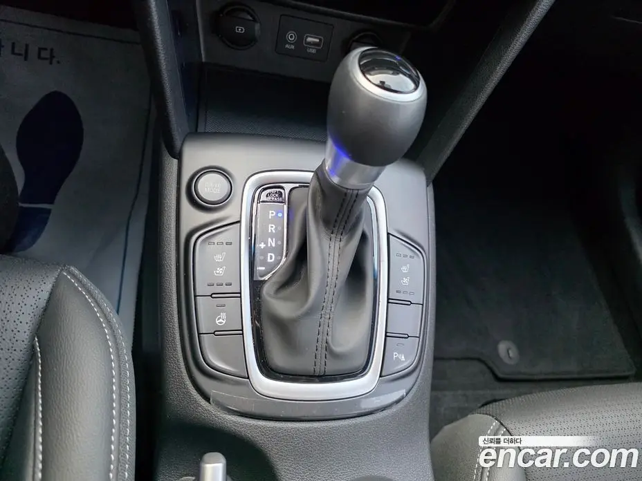 Hyundai Kona 2019 1.6 автомат (гидро), фото 14