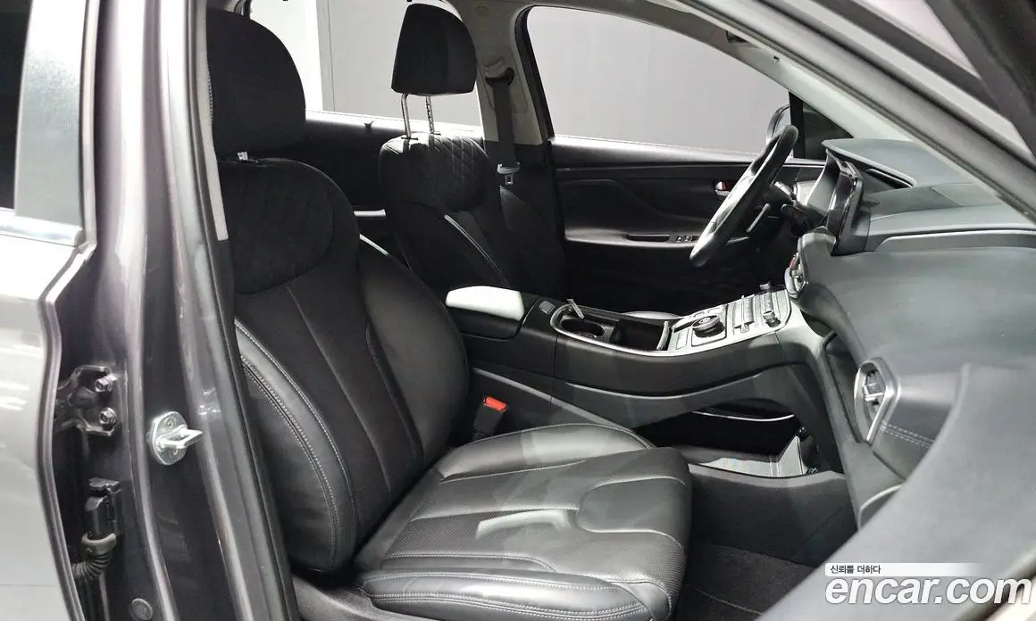Hyundai Santa Fe 2022 2.2 автомат (гидро), фото 16