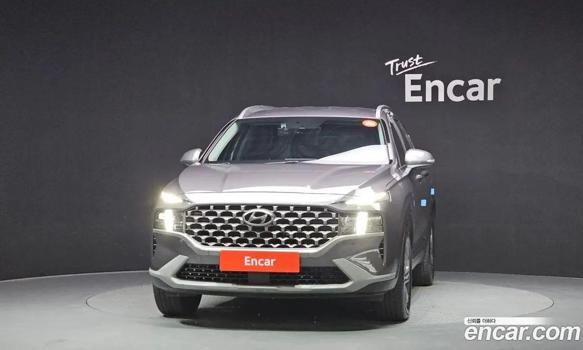 Hyundai Santa Fe 2022 2.2 автомат (гидро), фото 3