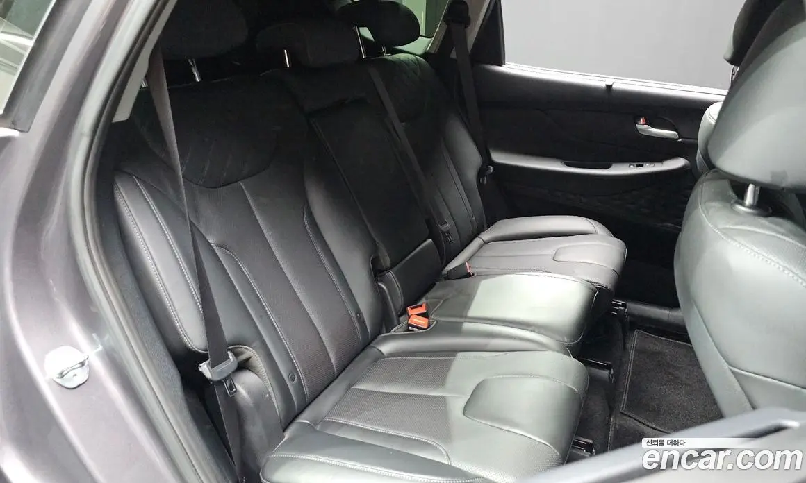 Hyundai Santa Fe 2022 2.2 автомат (гидро), фото 30
