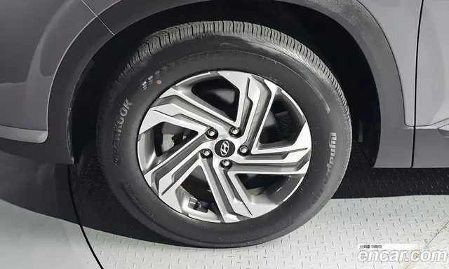 Hyundai Santa Fe 2022 2.2 автомат (гидро), миниатюра 5